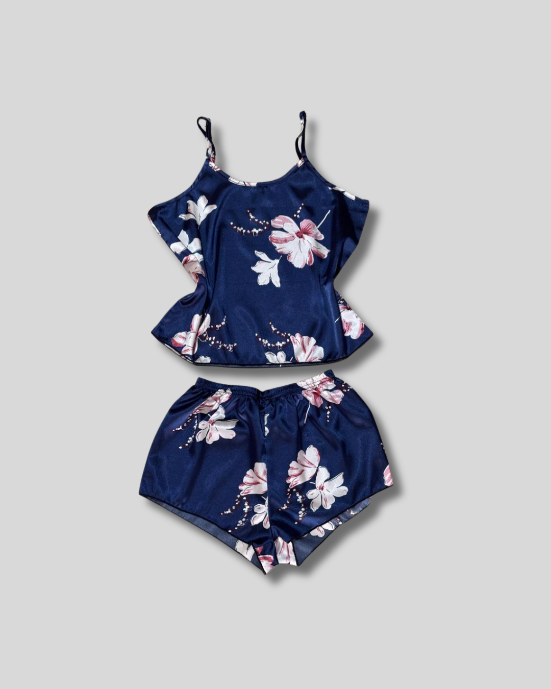 Pijama de short y estampado floral
