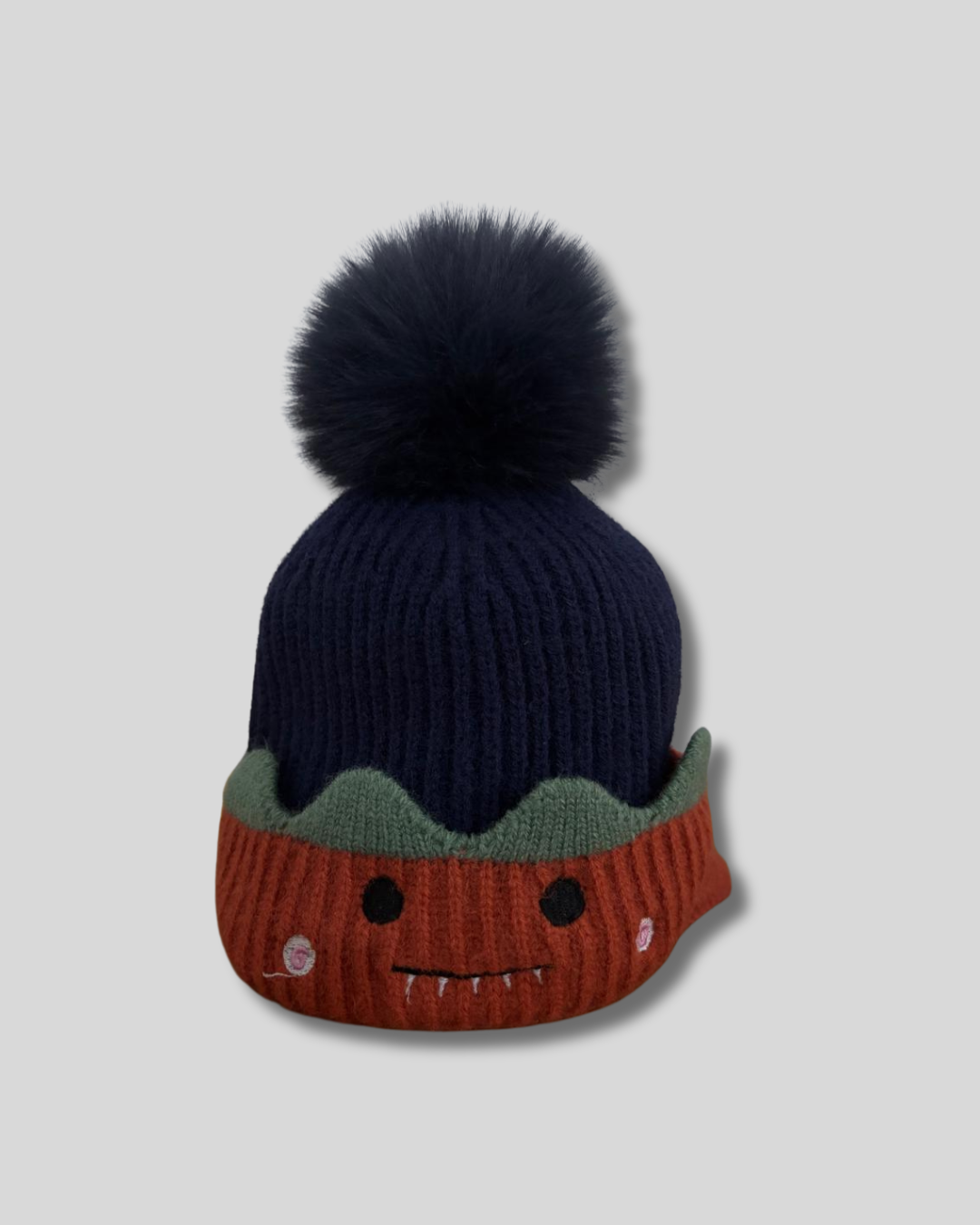 Gorro tejido azul con carita