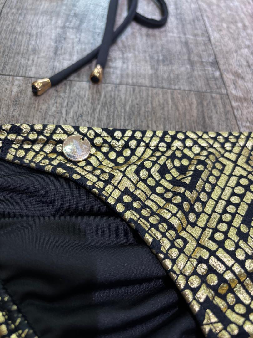 Traje de Baño Bikini clásico dorado