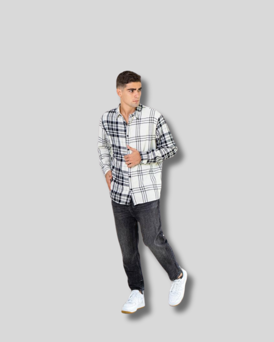 Camisa de cuadros negros Zara