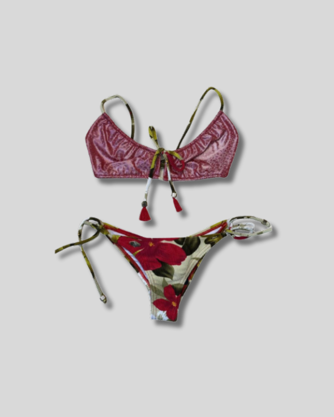 Traje de Baño Bikini rojo con flores y tela metalizada