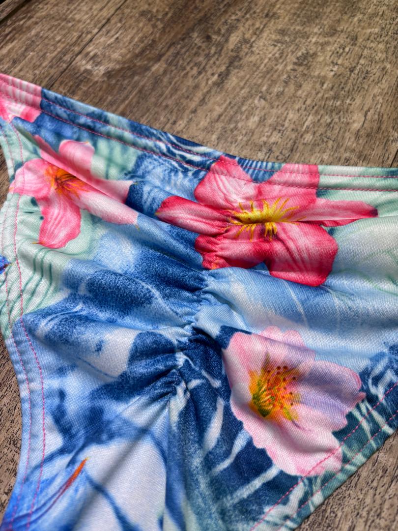 Traje de Baño Bikini clásico floreado