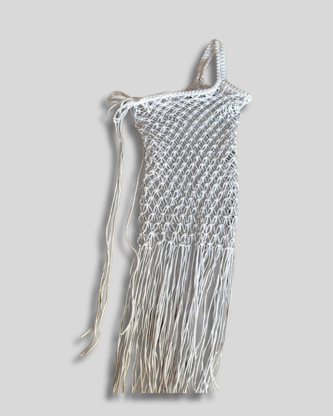 Kimono blanco en macramé