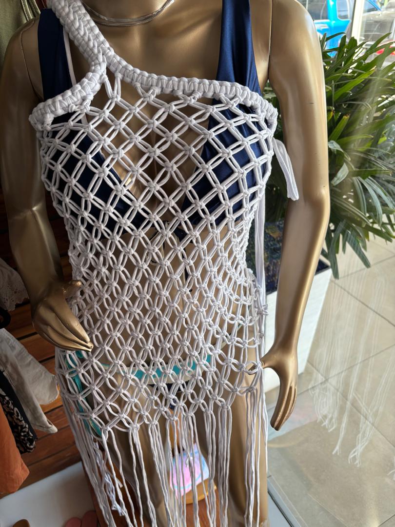 Kimono blanco en macramé