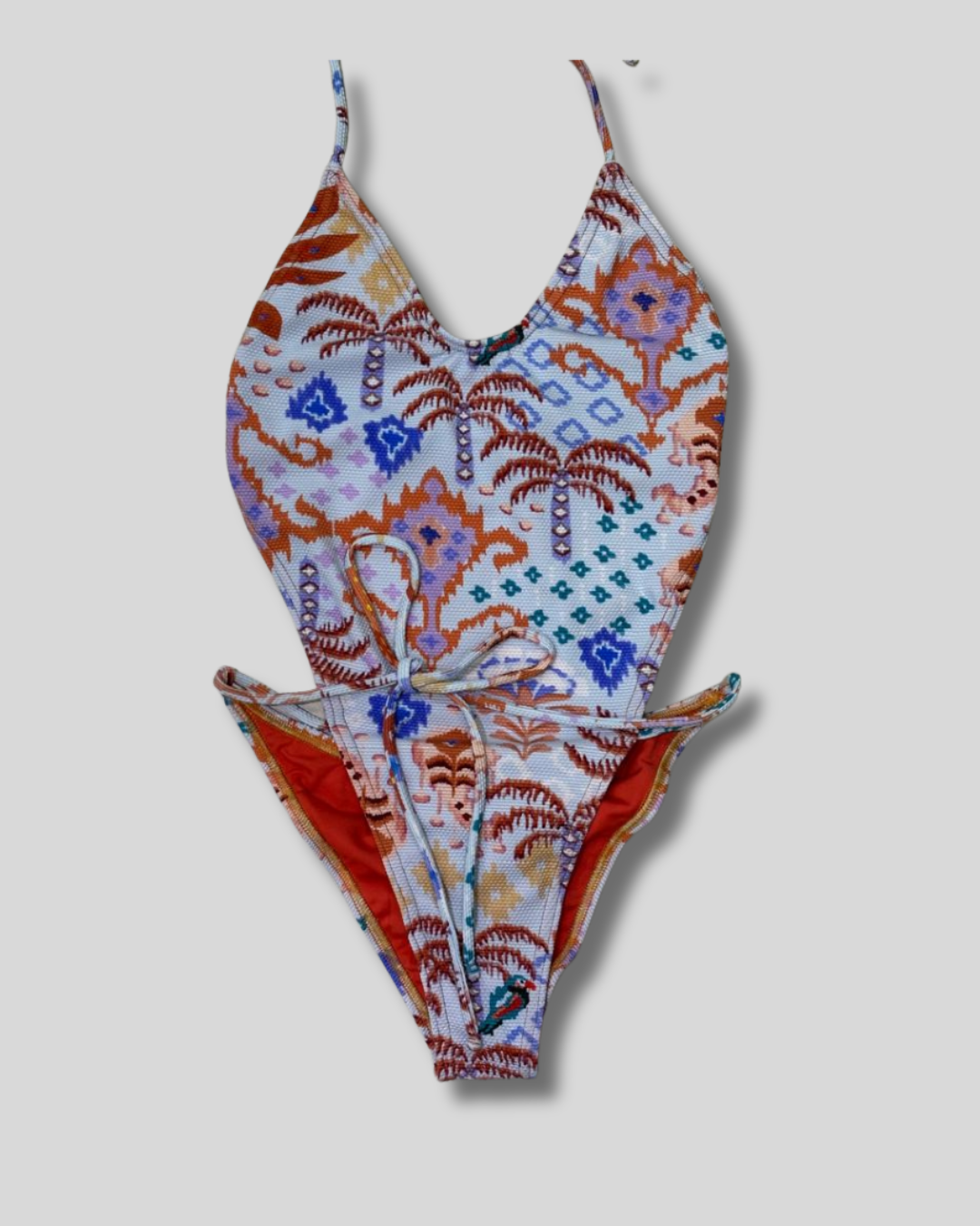 Traje de Baño Entero Noha  con tela texturizada de palmeras